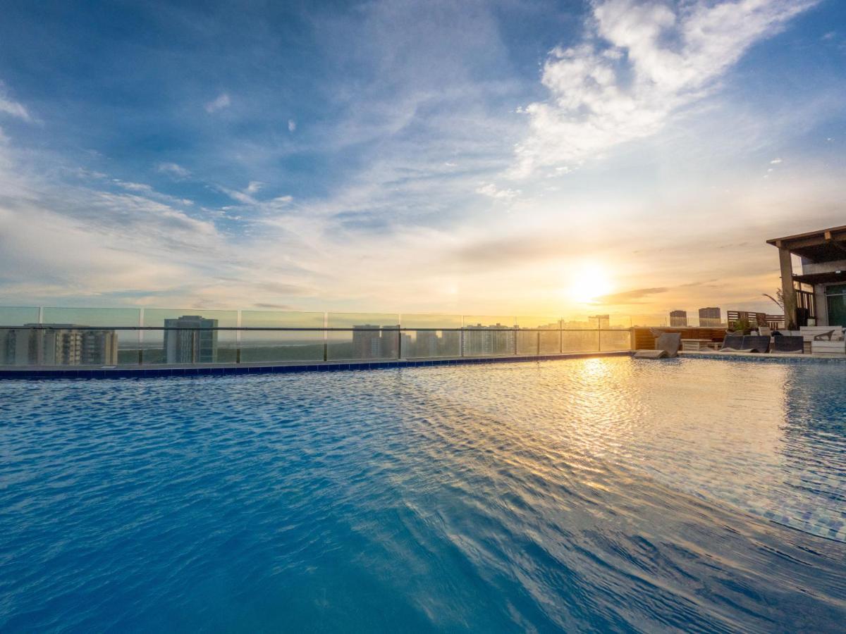 Ghl Collection Barranquilla Hotel Luaran gambar Infinity pool at the rooftop of the hotel