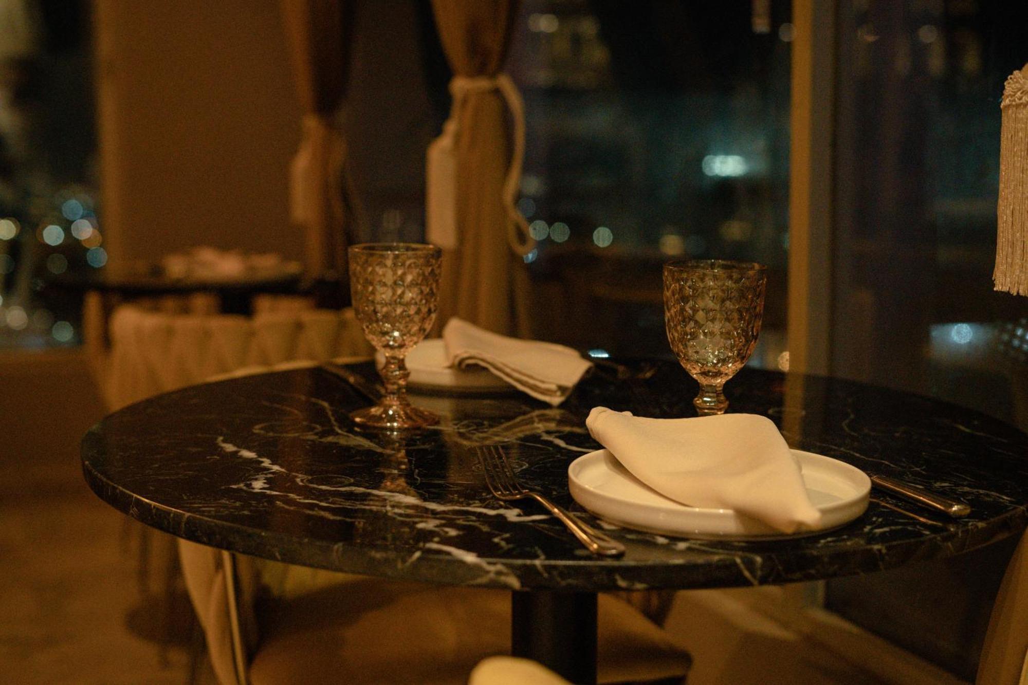 Ghl Collection Barranquilla Hotel Luaran gambar A table at the restaurant