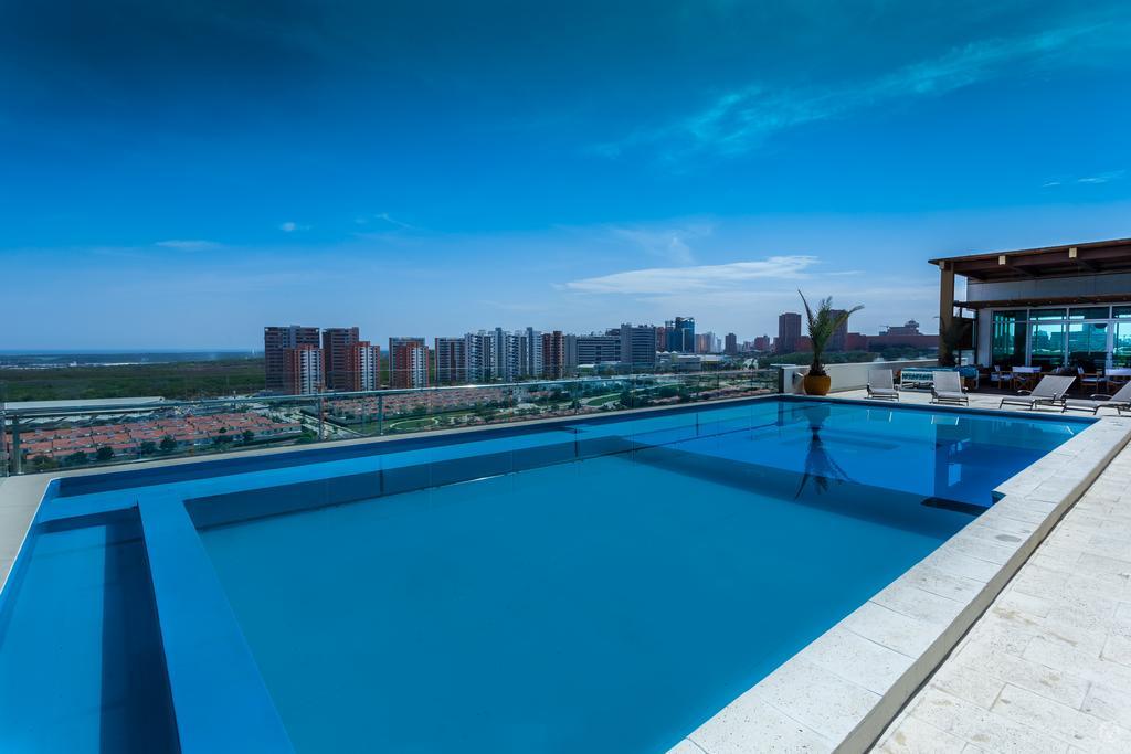 Ghl Collection Barranquilla Hotel Luaran gambar View of the city from the rooftop of the hotel
